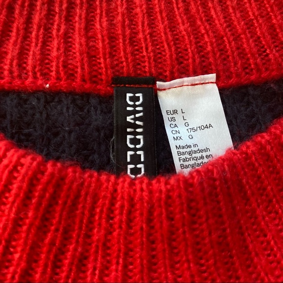 Mockneck Knit Sweater 🧶 - Picture 2 of 3